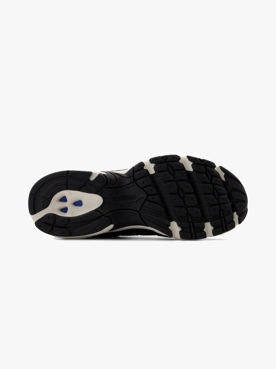 530 - Black