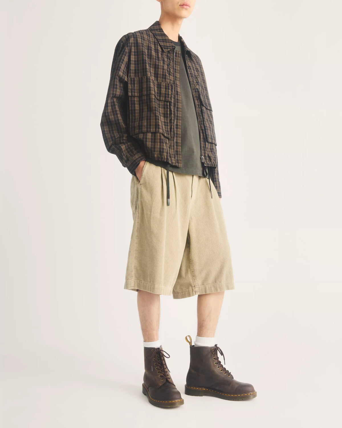 1460 - Dark brown crazy horse