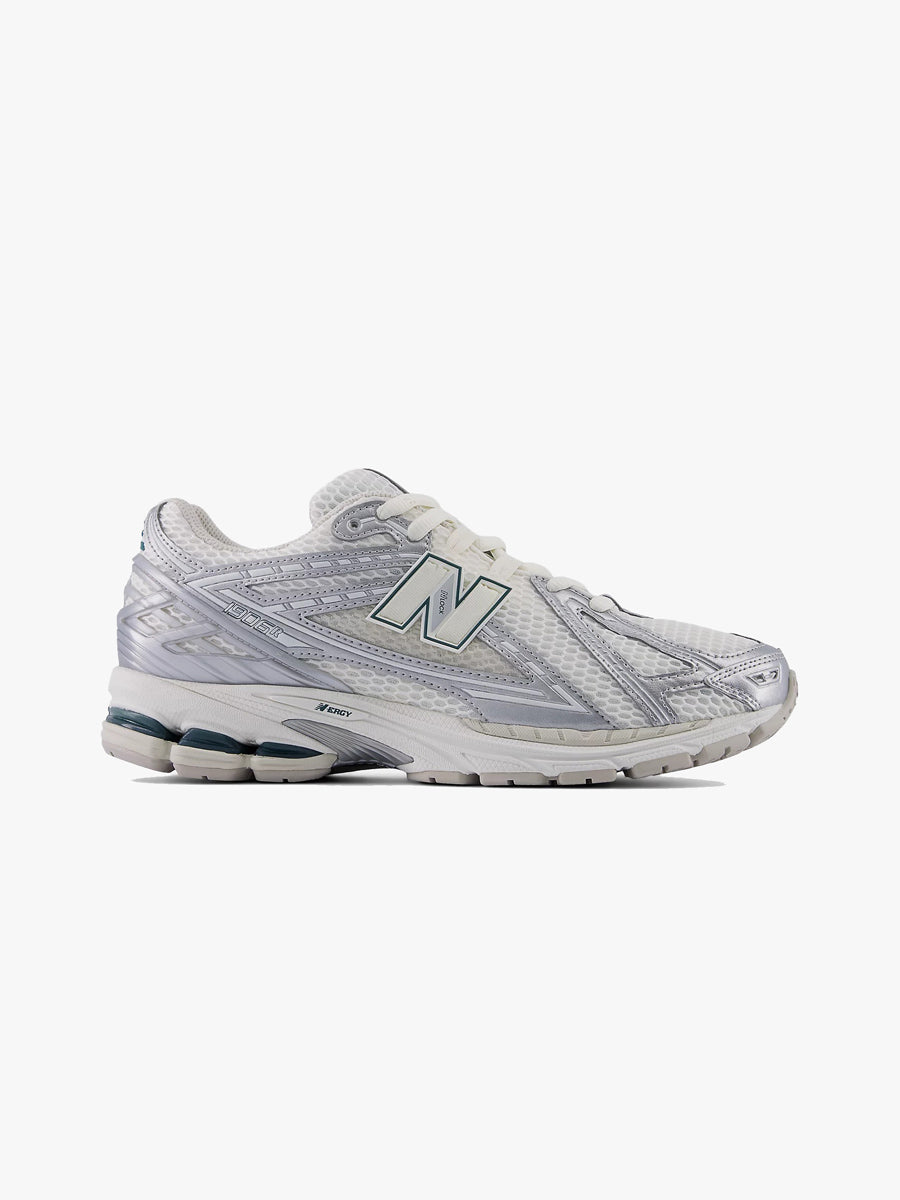 1906 - Silver/white