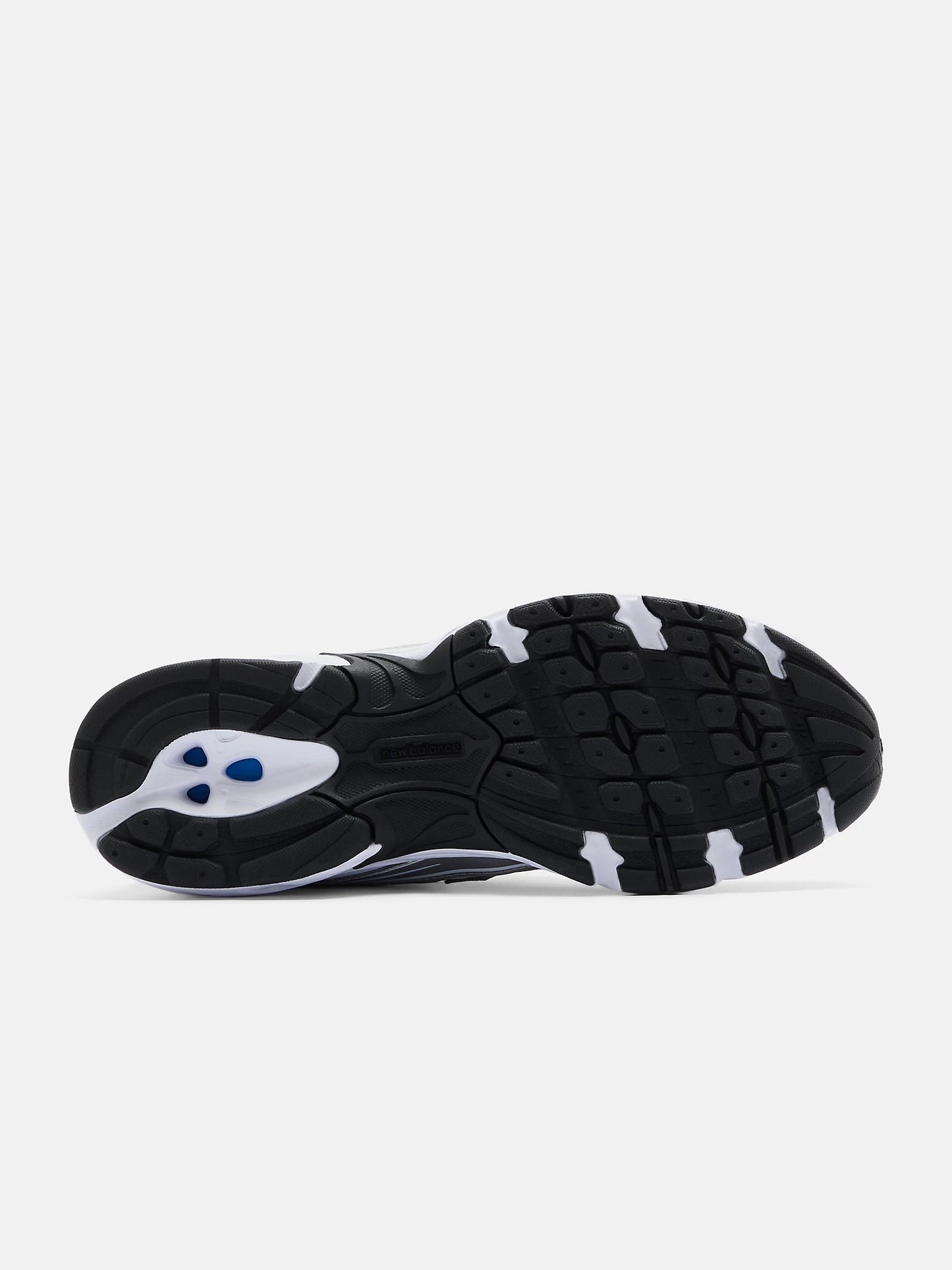 740 - White/Silver/Black