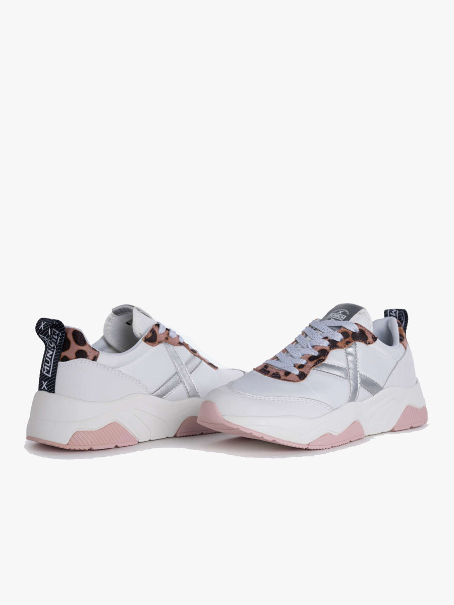 Wave 127 - White/rose/animal