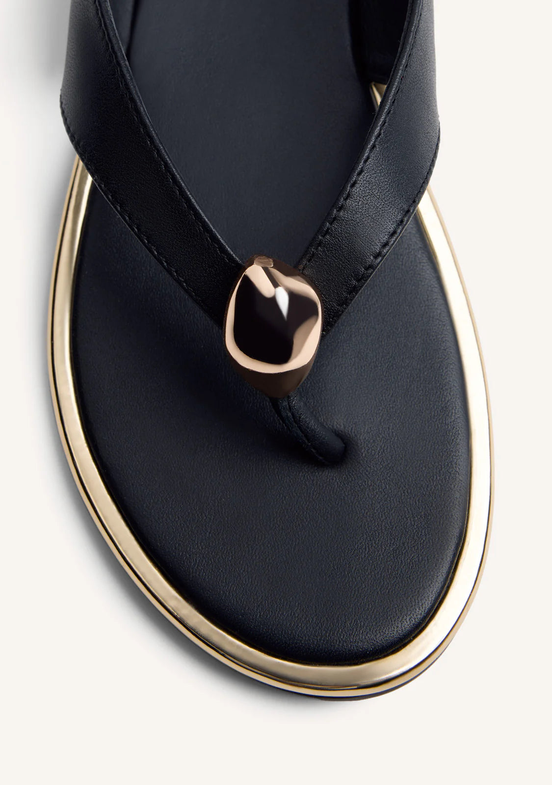 Wamba - Black