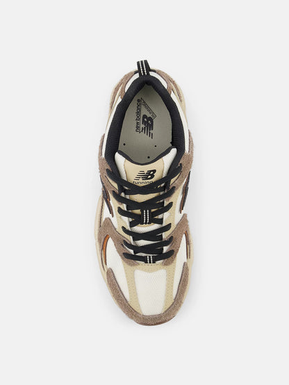 530 - Brown/White