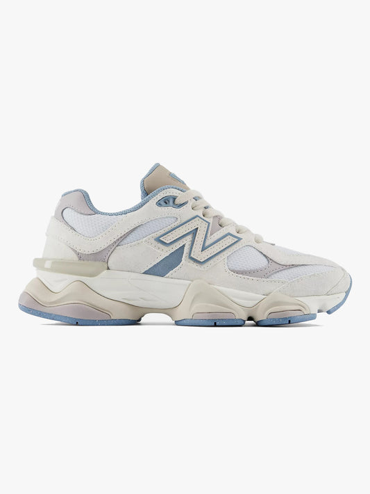 9060 - White/Light blue