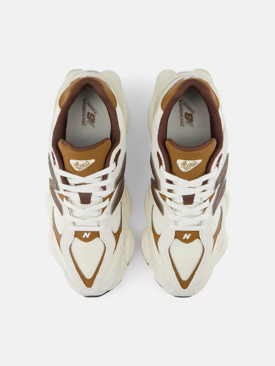 9060 - White/Brown